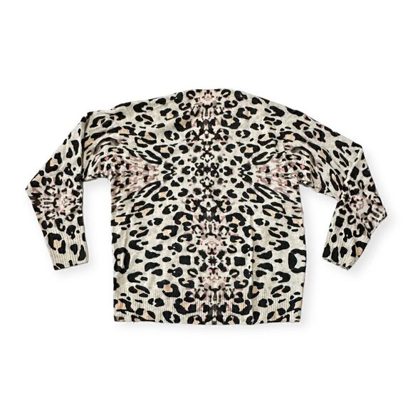 New with tag, Brochu Walker Kelso Leopard Print Cashmere V-neck Sweater, Size X - Picture 7 of 15